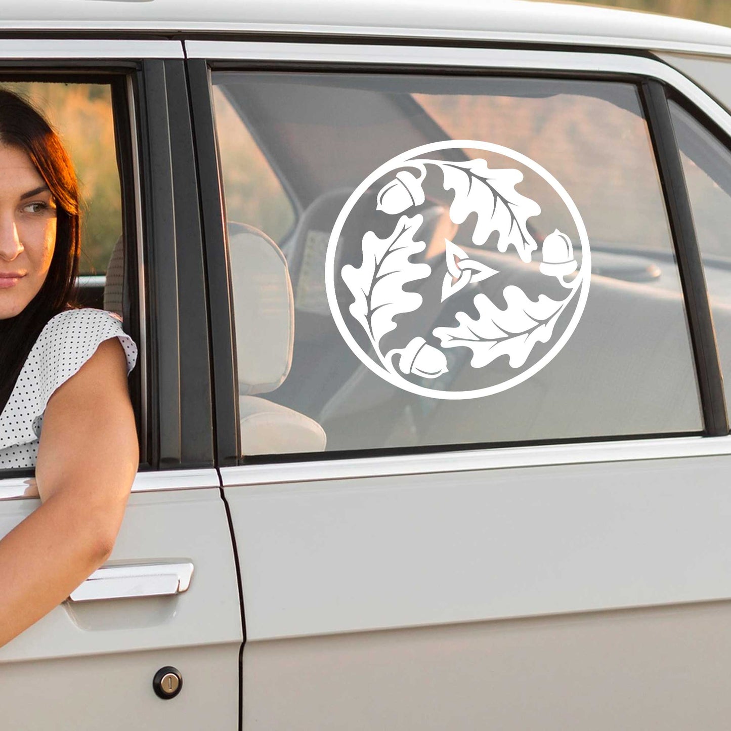 Oak Leaf Acorn Triquetra Circle | Waterproof Vinyl Decal Sticker | 10cm - 55cm