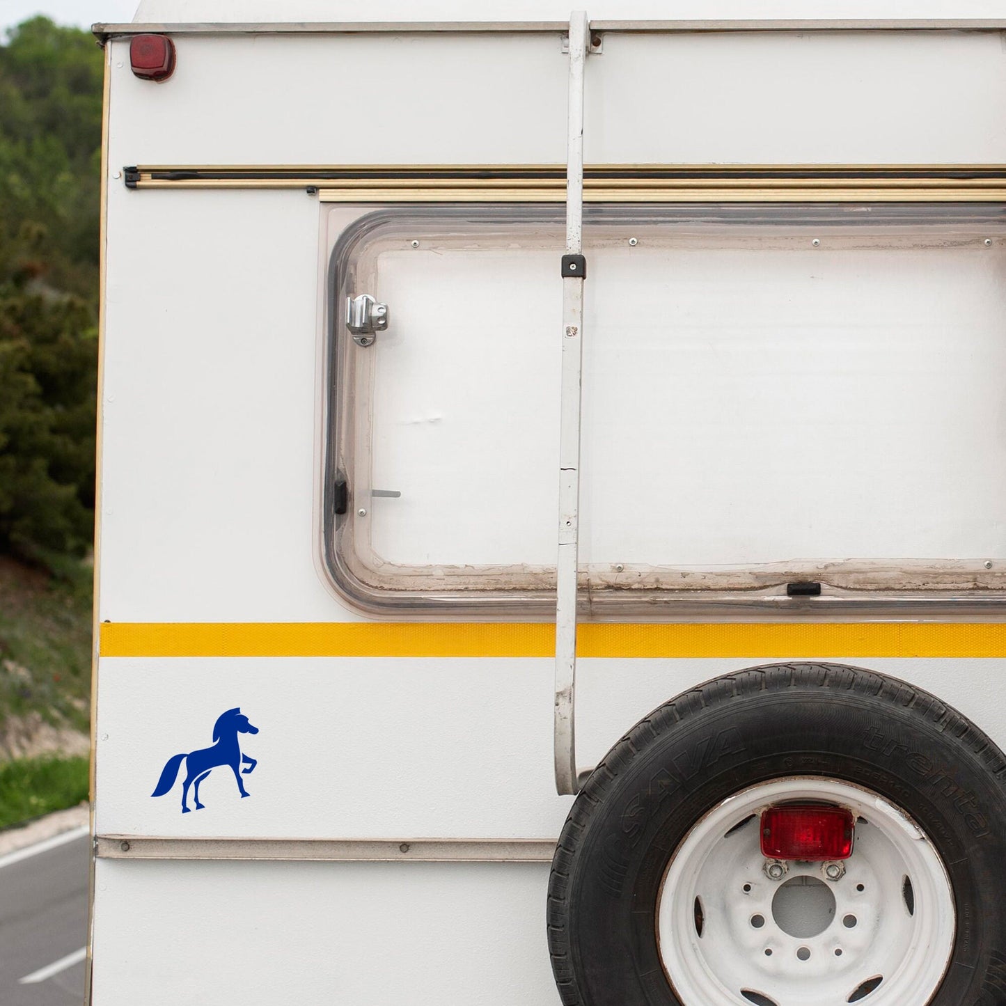 Horse Silhouette | Waterproof vinyl Decal Sticker | 10cm